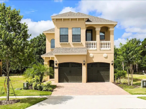 5 s at Reunion Resort 66099 5 Br home by RedAwning