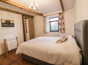 Lower West Curry Farmhouse