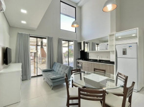 180 - Lindo apartamento com 02 suítes em Mariscal