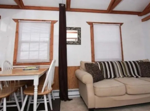 Gemini Houseboat