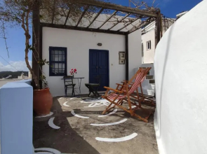 Omorfo House