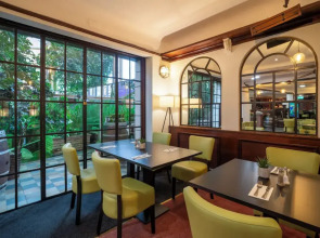 Britannia Sachas Hotel