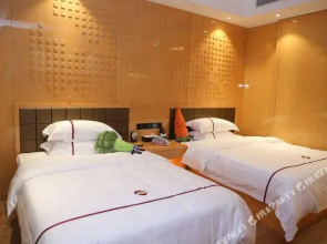 Fuyi International Hotel (Shanghai International Tourism Resort Zhoupu)