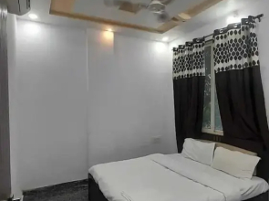 Hotel Clear Sky Udaipur