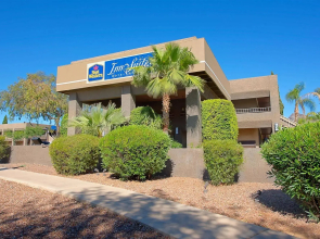 SureStay InnSuites Phoenix Hotel & Suites by Best Western