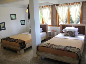 Cemara Beachfront Suite