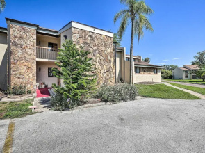 Waterside New Port Richey Condo w/ Pool Access!