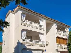 Awesome Apartment in Barbat na Rabu With Wifi and 2 Bedrooms