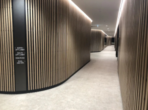 Stylish Apartment with Harbour Views