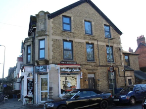 Modern city centre studio apartment!