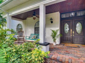 Palm Harbor Home w/ Private Pool, 4 Mi to Beach