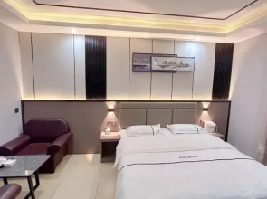 Puning Pujin Theme Apartment (Clothing City Shop)