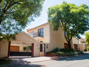 Apartment at 34 Columbine Avenue