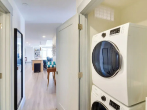Winter Park Condo w/ Hot Tub, Balcony & Shuttle!