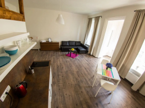 Freedom rooms and apartments