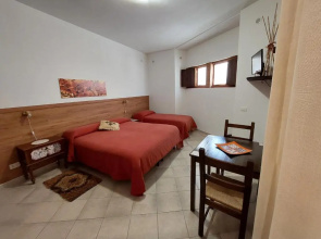 Cloris Guest House