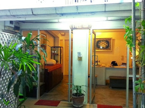 Freesia Saladaeng Silom Apartments