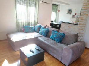 Shumice Apartment