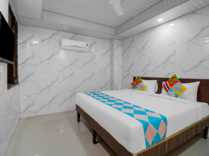 FLAGSHIP 41357 The Gold Rooms