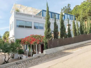 Fabrica Beach Apartments