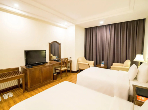 Sai Gon Ha Long Hotel