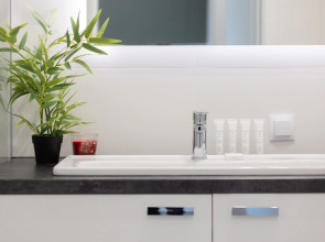 Lux Apartment by Renters Prestige