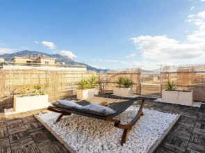 Urban Nest - Loft With Private Rooftop Garden