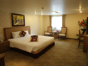 Ho Guom Hotel