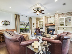 The Arrive Authentic Tudor - 4 Br Home