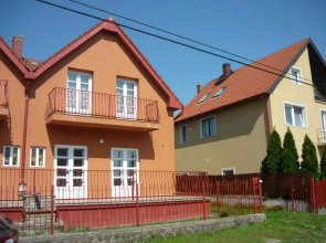 Barátság Ház