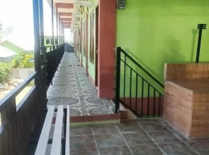 Zella Kost & Homestay