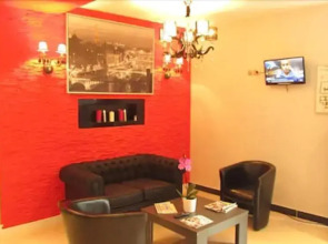 Hotel La Perle Montparnasse