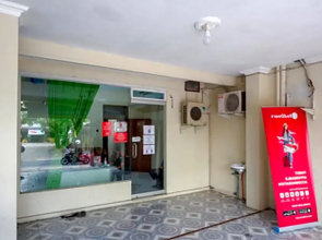 RedDoorz near Ahmad Yani Monument Park Kudus