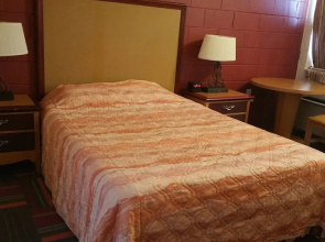 Thunder Bird Motel