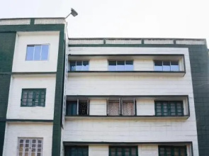 Uttaran Royal Guest House
