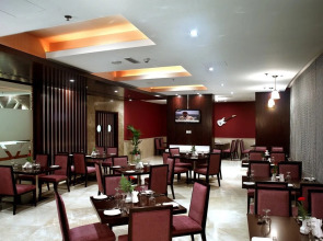 Отель Landmark Grand Hotel