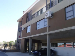 Rieks van der Walt Self-Catering Apartment