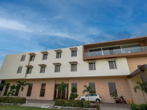 Hotel Radhe Krishna Resort
