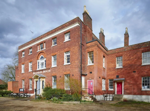 Brandon House Hotel