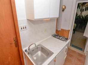 Rosa - 30m From Beach - A1