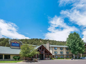 AmericInn Lodge & Suites Eagle