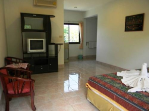 Guesthouse @ Karon