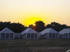 Royal Safari Camp