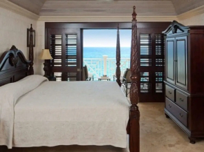 1 Bedroom Ocean View Apartment The Crane, Barbados