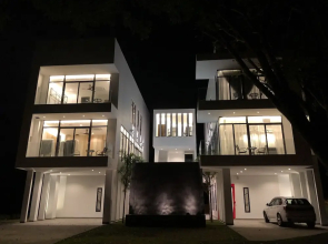 The Dahlias Luxury Residence