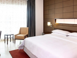 Отель Four Points by Sheraton Sharjah
