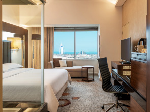 Sheraton Mall of the Emirates Hotel, Dubai