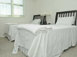Large 3 Bedroom Apartment in Sunny Isles