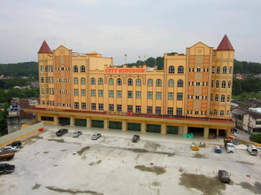 Fame Hotel