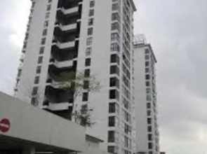 Lakeview Duplex Apartment Free WiFi and Netflix